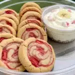 Strawberry banana pudding cookies with cheesecake dip